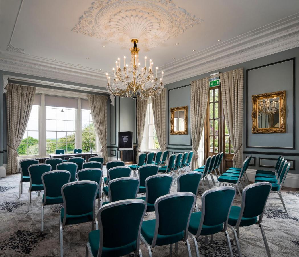 Oulton Hall Hotel, Spa & Golf Resort Leeds  Exteriör bild