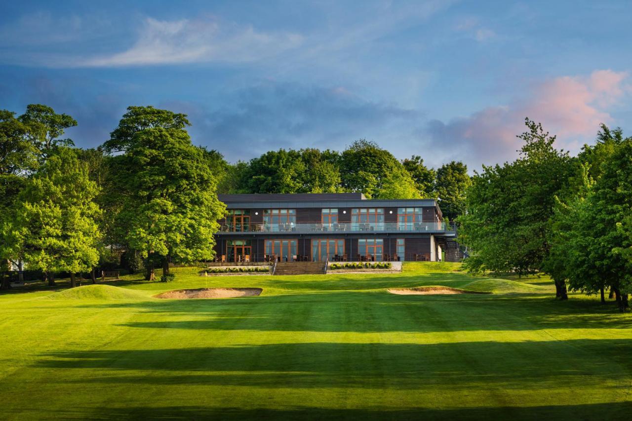 Oulton Hall Hotel, Spa & Golf Resort Leeds  Exteriör bild