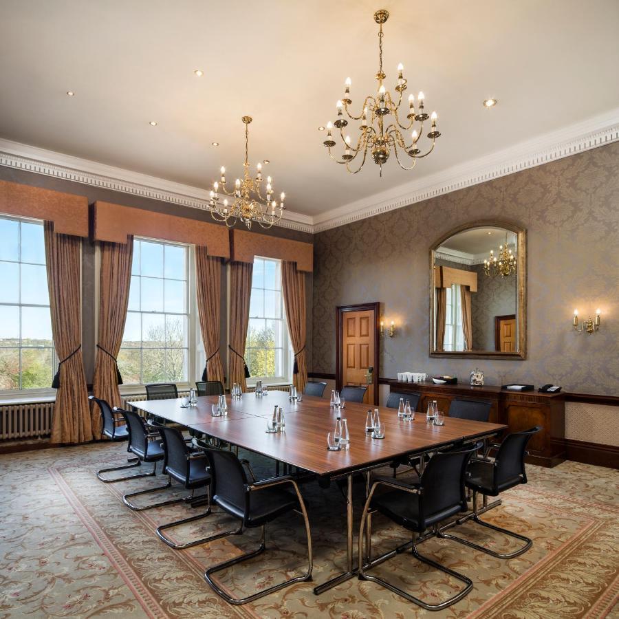 Oulton Hall Hotel, Spa & Golf Resort Leeds  Exteriör bild