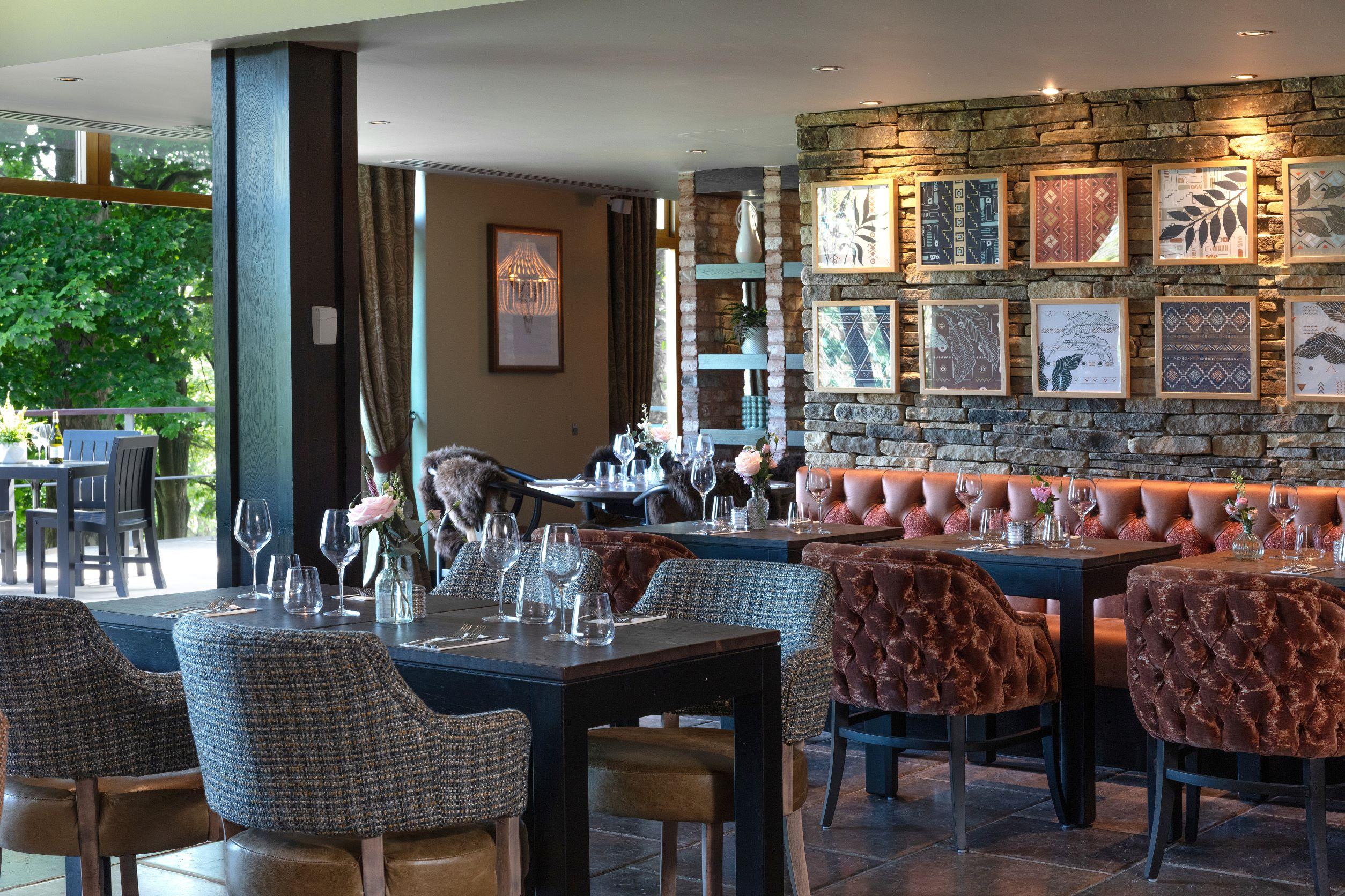 Oulton Hall Hotel, Spa & Golf Resort Leeds  Exteriör bild