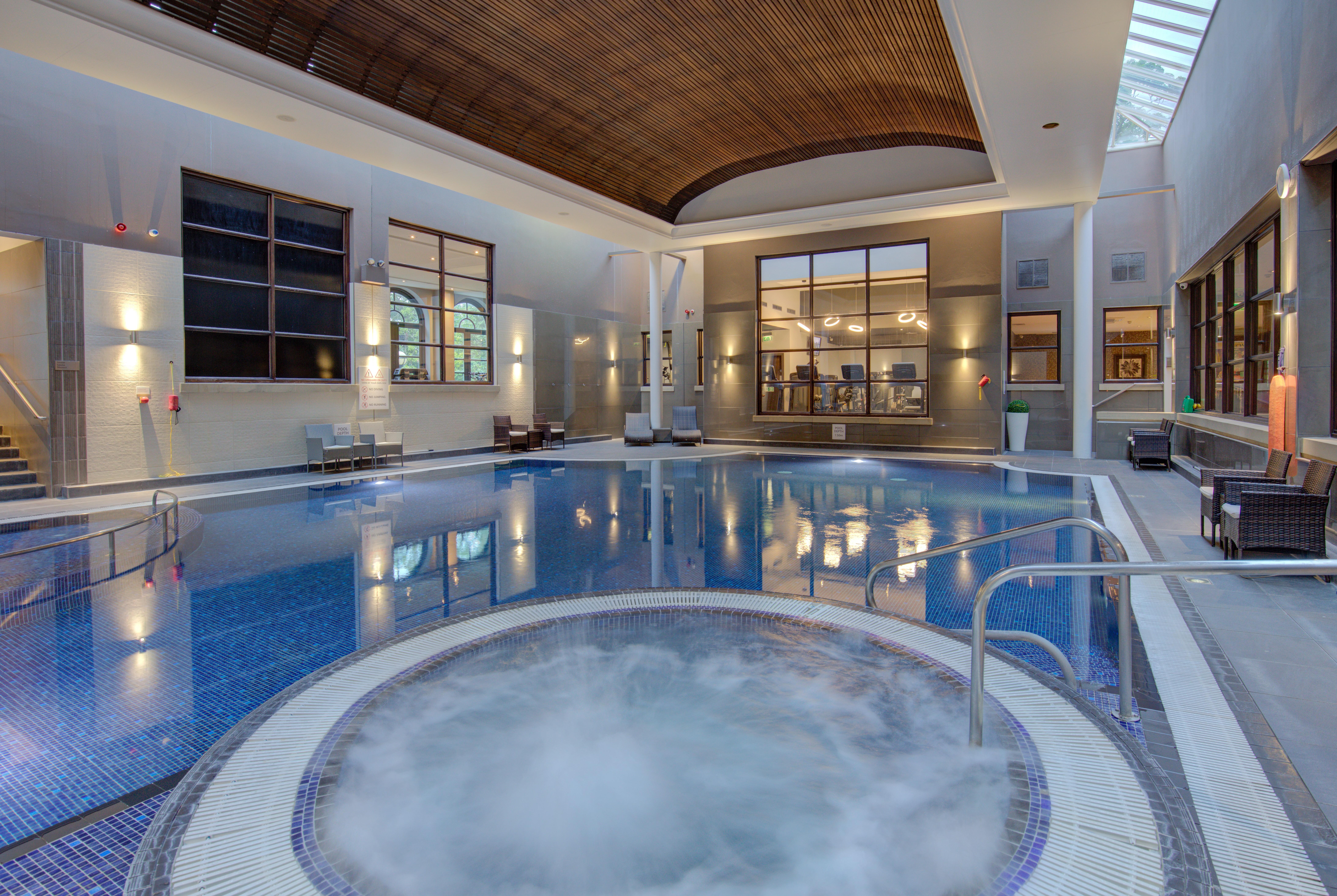 Oulton Hall Hotel, Spa & Golf Resort Leeds  Exteriör bild