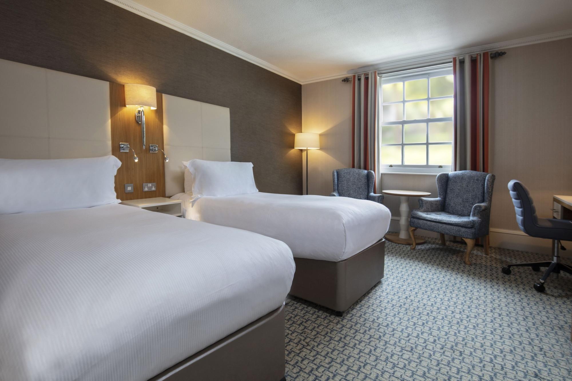 Oulton Hall Hotel, Spa & Golf Resort Leeds  Exteriör bild