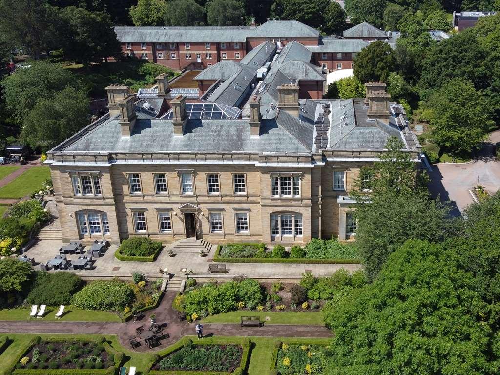 Oulton Hall Hotel, Spa & Golf Resort Leeds  Exteriör bild
