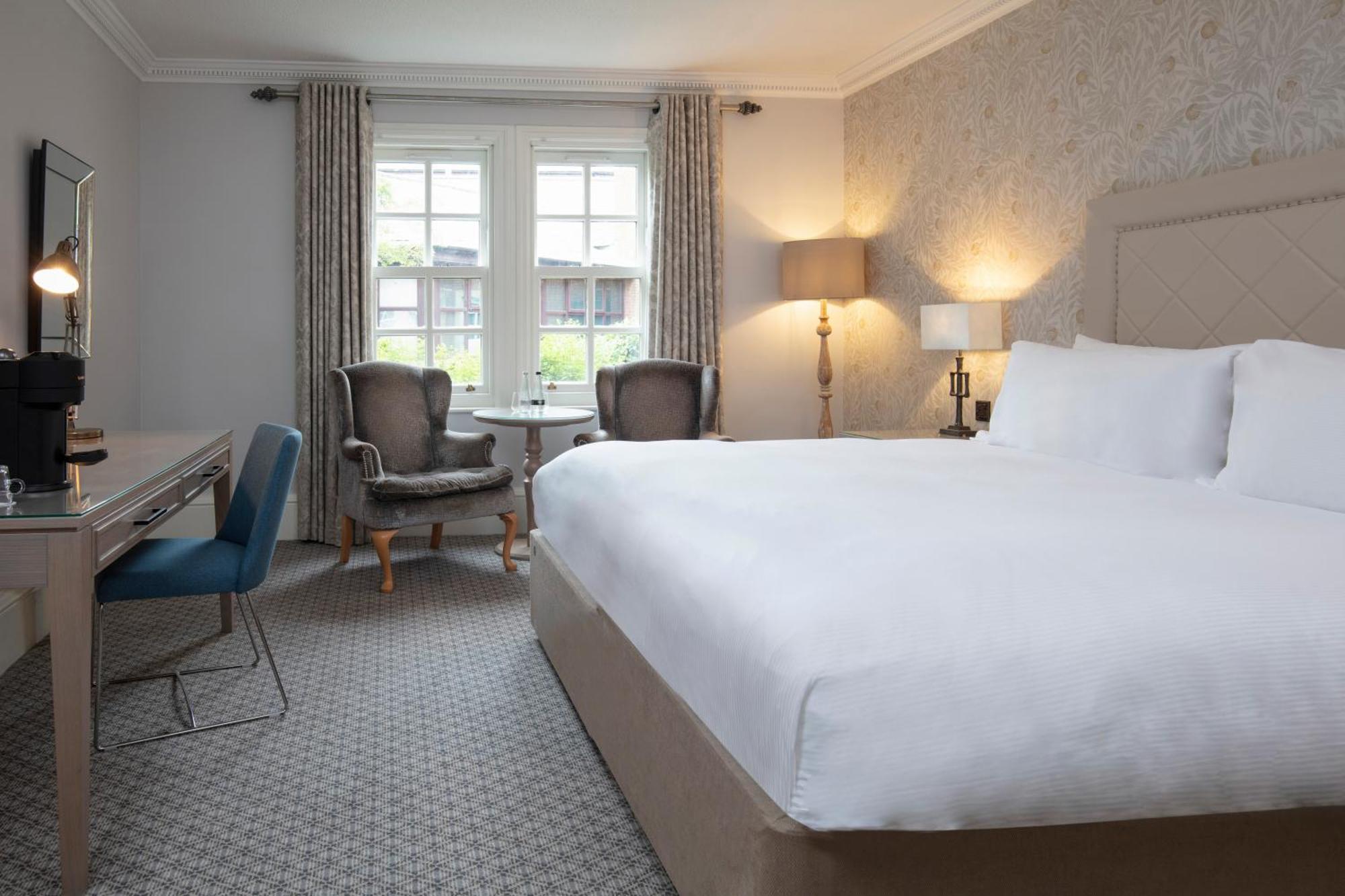 Oulton Hall Hotel, Spa & Golf Resort Leeds  Exteriör bild